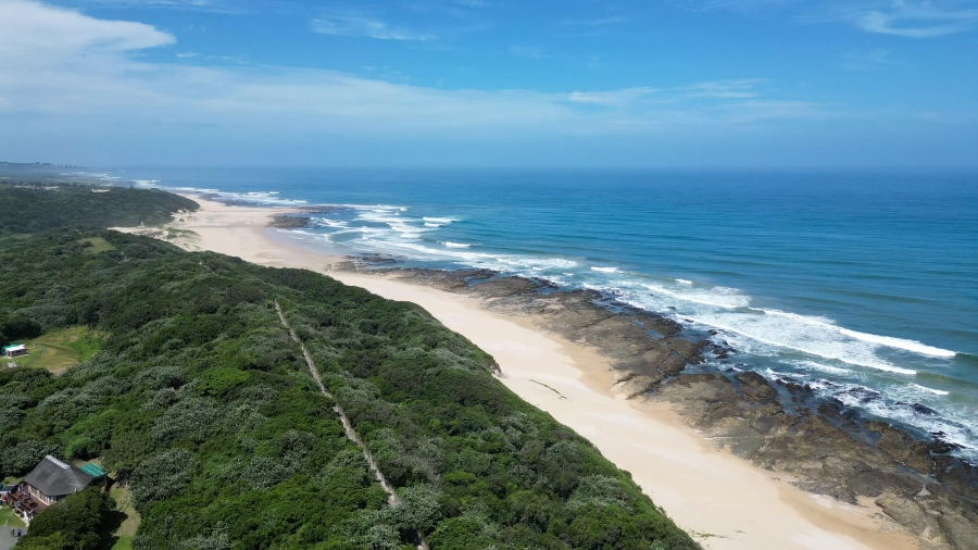 6 Bedroom Property for Sale in Cove Rock Eastern Cape